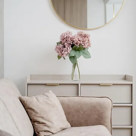 Lejlighed Urokliwe Studio W Sercu Wroclawia By Renters